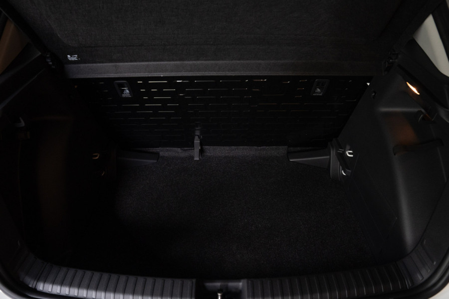 Škoda Fabia 1.0 Navi Airco Stoelverwarm. PDC Cruise Carplay BTW auto