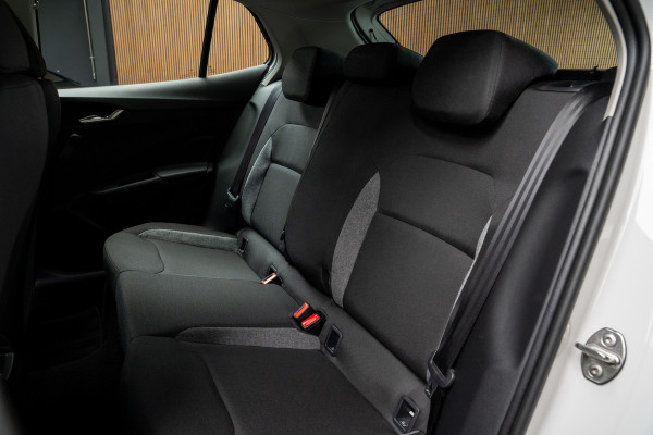 Škoda Fabia 1.0 Navi Airco Stoelverwarm. PDC Cruise Carplay BTW auto