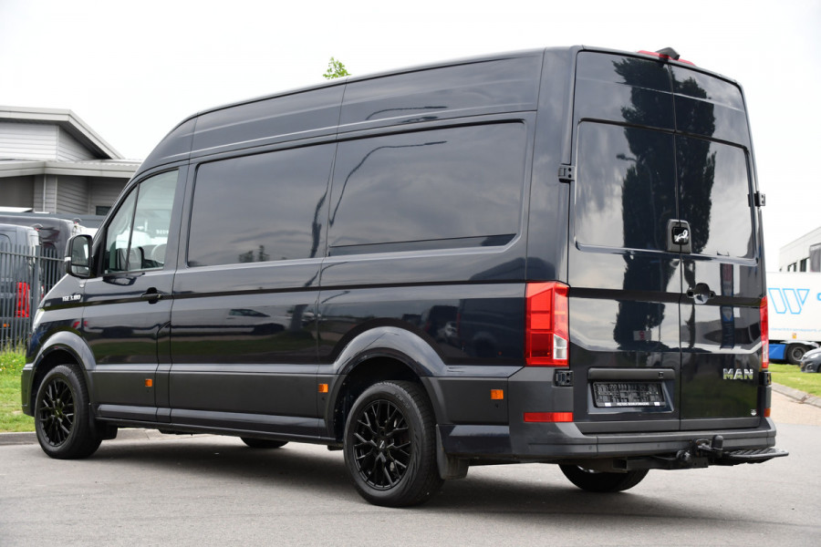 MAN TGE 3.180 35 2.0 L3H3 PB Edition Full Options! Adpatieve Cruise, Camera, Carplay, 177pk, LED, Stuurverwarming, Trekhaak, Multimedia, Voorruit verwarming, Uniek!