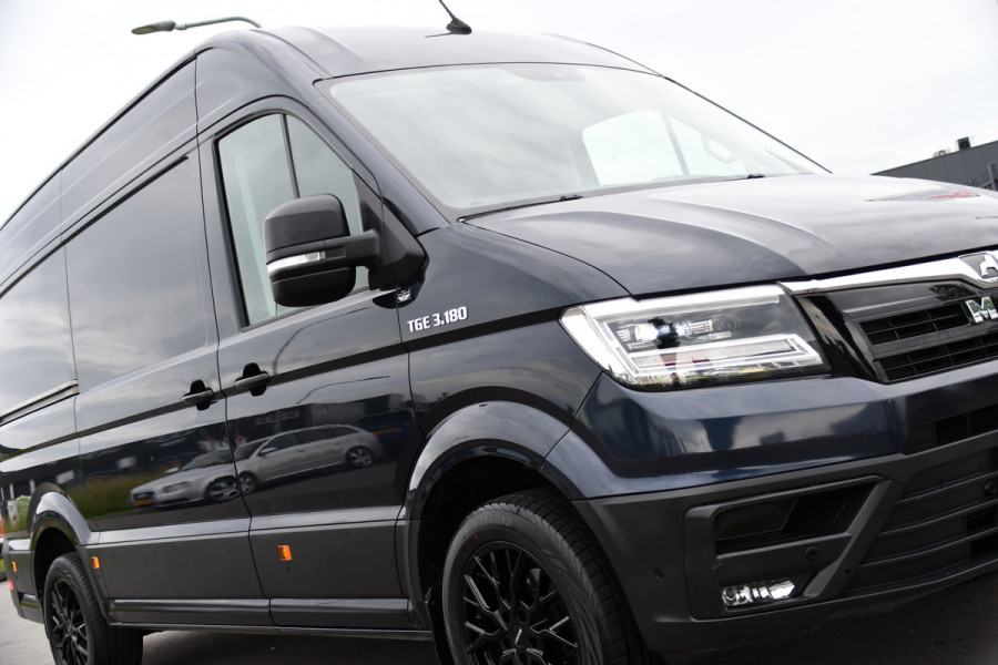 MAN TGE 3.180 35 2.0 L3H3 PB Edition Full Options! Adpatieve Cruise, Camera, Carplay, 177pk, LED, Stuurverwarming, Trekhaak, Multimedia, Voorruit verwarming, Uniek!