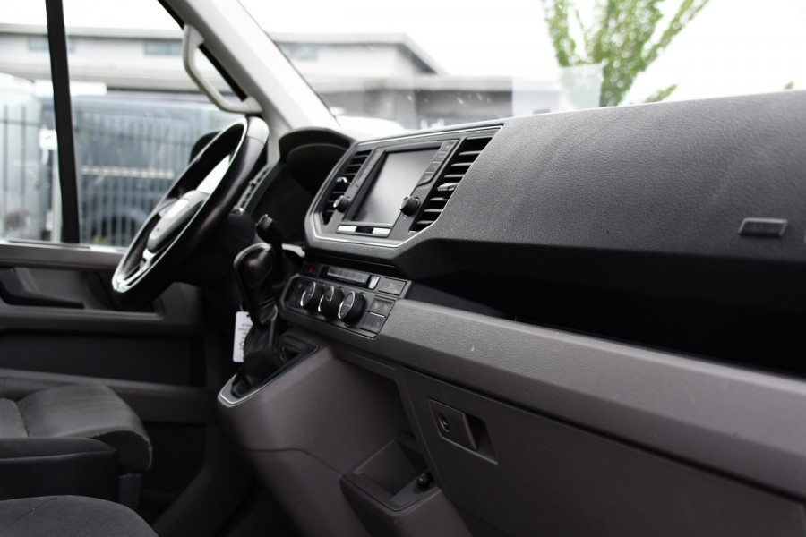 MAN TGE 3.180 35 2.0 L3H3 PB Edition Full Options! Adpatieve Cruise, Camera, Carplay, 177pk, LED, Stuurverwarming, Trekhaak, Multimedia, Voorruit verwarming, Uniek!
