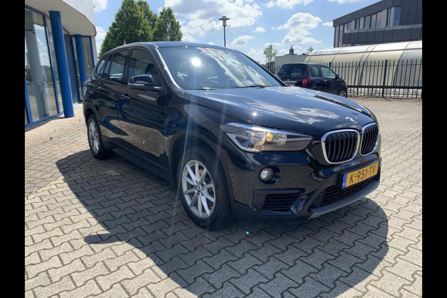 BMW X1 SDrive18i Executive (BOVAG/RIJKLAARPRIJS)