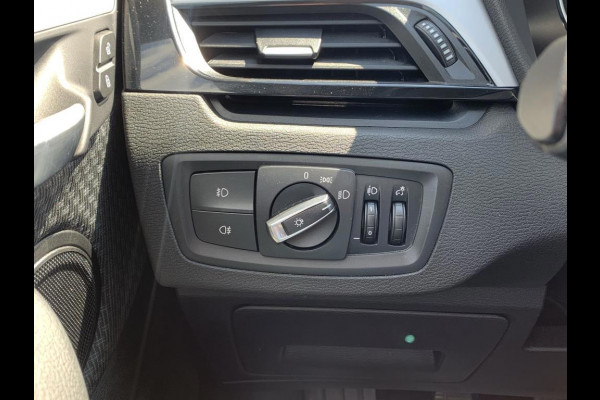 BMW X1 SDrive18i Executive (BOVAG/RIJKLAARPRIJS)