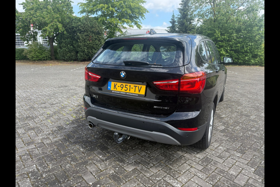 BMW X1 SDrive18i Executive (BOVAG/RIJKLAARPRIJS)