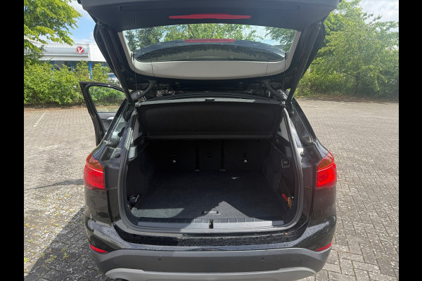BMW X1 SDrive18i Executive (BOVAG/RIJKLAARPRIJS)