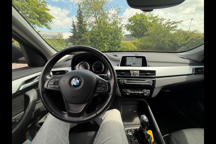 BMW X1 SDrive18i Executive (BOVAG/RIJKLAARPRIJS)