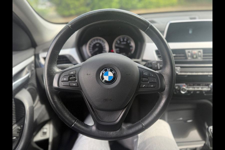 BMW X1 SDrive18i Executive (BOVAG/RIJKLAARPRIJS)