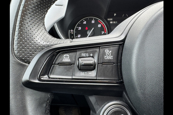 Alfa Romeo Giulia 2.0T Sprint Leder elektrisch+verwarmd Stuurverw Camera Carplay