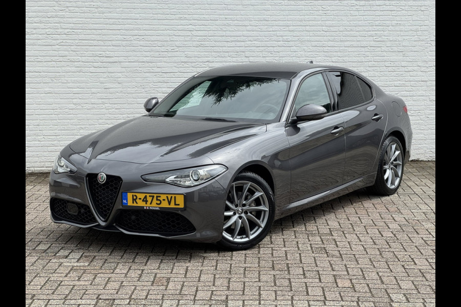 Alfa Romeo Giulia 2.0T Sprint Leder elektrisch+verwarmd Stuurverw Camera Carplay