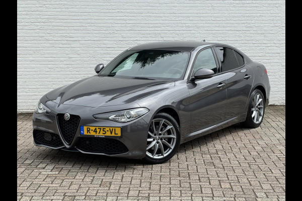 Alfa Romeo Giulia 2.0T Sprint Leder elektrisch+verwarmd Stuurverw Camera Carplay