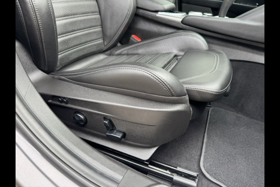 Alfa Romeo Giulia 2.0T Sprint Leder elektrisch+verwarmd Stuurverw Camera Carplay