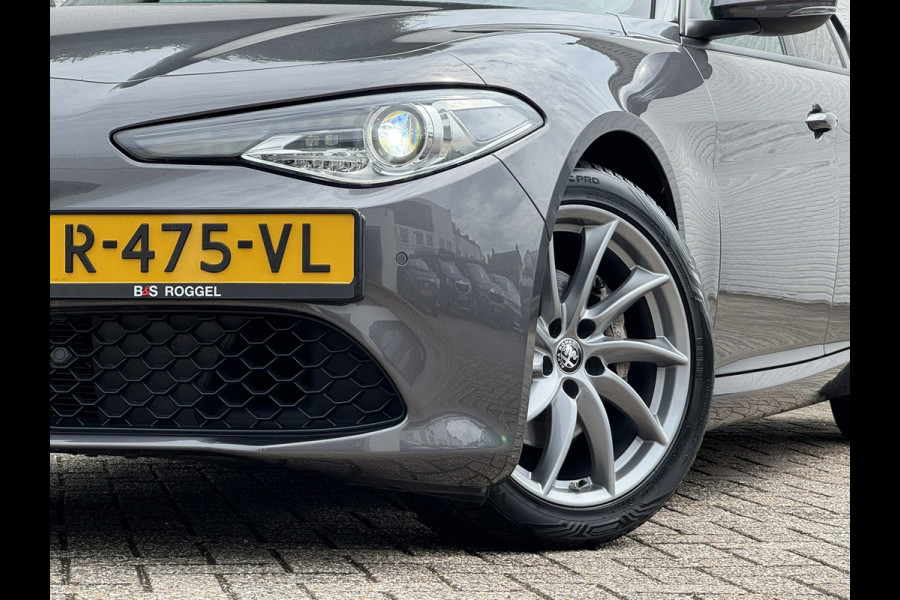 Alfa Romeo Giulia 2.0T Sprint Leder elektrisch+verwarmd Stuurverw Camera Carplay