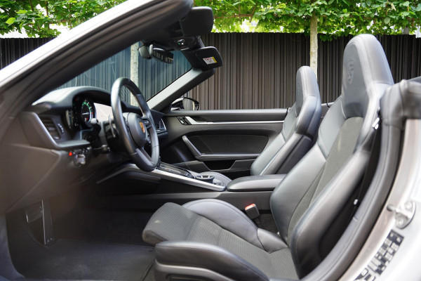 Porsche 911 Cabrio 3.8 Turbo S / Manufactur / Herritage Design Pack