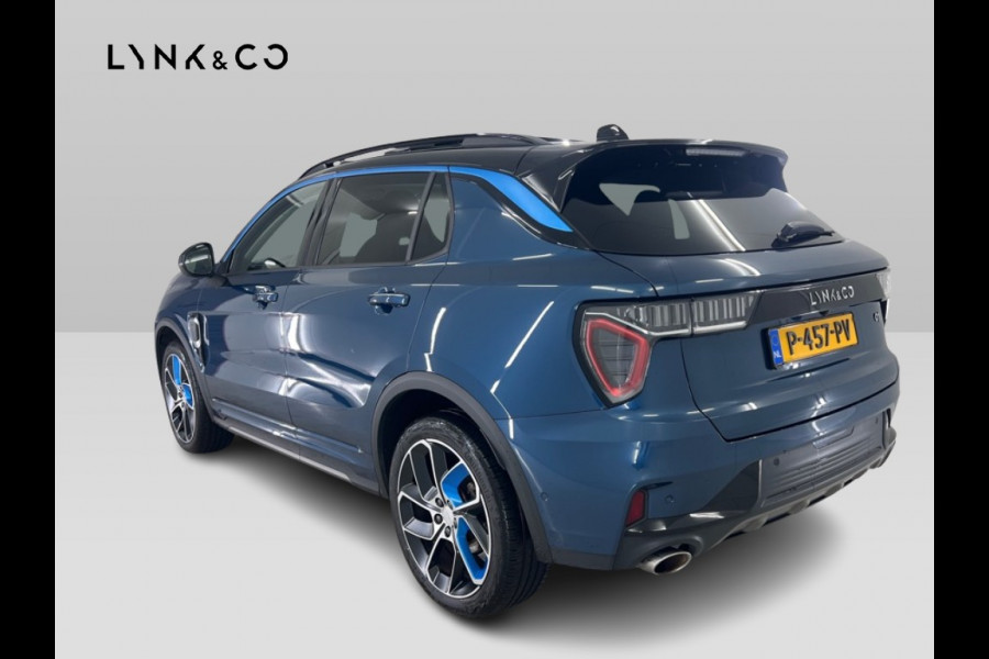 Lynk & Co 01 1.5 262pk Plug-in Pano.dak DAB 360°Cam Stoelverw. Carplay
