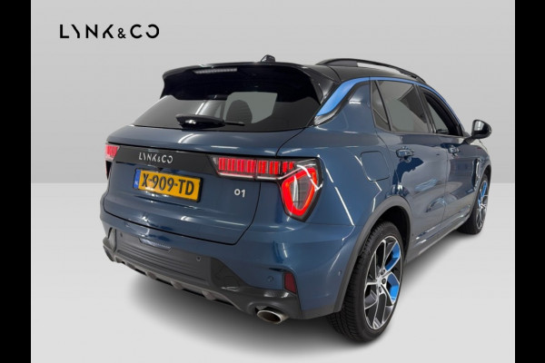 Lynk & Co 01 1.5 262pk PHEV Zwarte Hemel 360°Cam Stoelverw. Pano.dak Plug-in