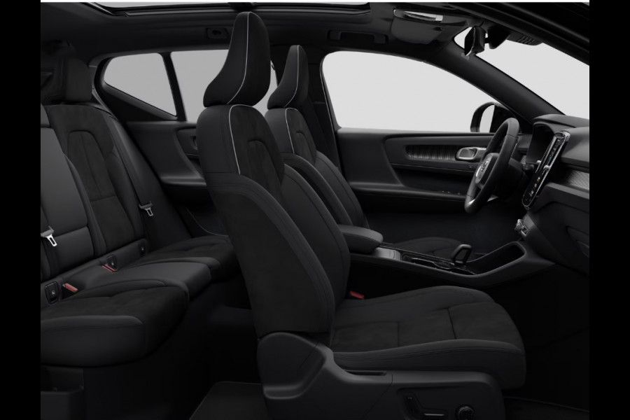 Volvo EX40 Single Ext. Range Ultra Black Edition Europa / Panoramadak / Adaptive cruise control / 360 Camera / Elektrisch bedienbare stoelen met geheugen / Apple Carplay / Android auto /