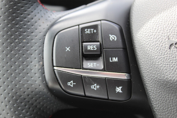 Ford Kuga 2.5 PHEV ST-Line X , 225pk , 1500kg Trekgewicht Naviagtie , Trekhaak , BenO audiosysteem , Camera Cruise control , Stoel en Voorruitverwarming