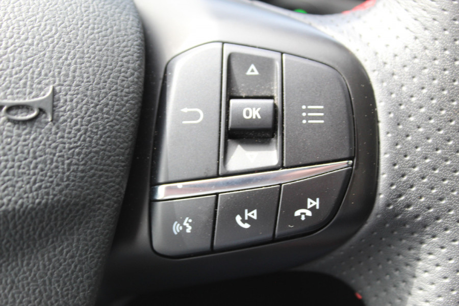 Ford Kuga 2.5 PHEV ST-Line X , 225pk , 1500kg Trekgewicht Naviagtie , Trekhaak , BenO audiosysteem , Camera Cruise control , Stoel en Voorruitverwarming