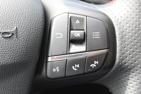Ford Kuga 2.5 PHEV ST-Line X , 225pk , 1500kg Trekgewicht Naviagtie , Trekhaak , BenO audiosysteem , Camera Cruise control , Stoel en Voorruitverwarming