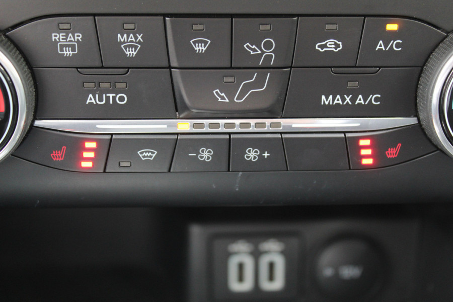 Ford Kuga 2.5 PHEV ST-Line X , 225pk , 1500kg Trekgewicht Naviagtie , Trekhaak , BenO audiosysteem , Camera Cruise control , Stoel en Voorruitverwarming