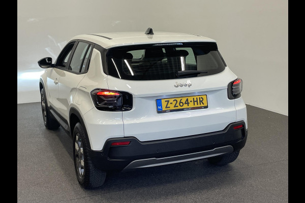 Jeep Avenger Longitude Automaat 54 kWh Navigatie Apple Carplay/Android Auto Climate Control Cruise Control Lichtmetalen Velgen Dab Keyless Parkeer Sensoren
