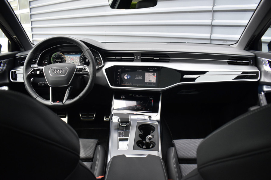 Audi A6 Avant 55 TFSI e Quattro 367pk Competition | Pano | Matrix | ACC | Memory Seats | B&O | 360 Camera |