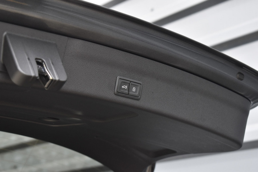 Audi A6 Avant 55 TFSI e Quattro 367pk Competition | Pano | Matrix | ACC | Memory Seats | B&O | 360 Camera |