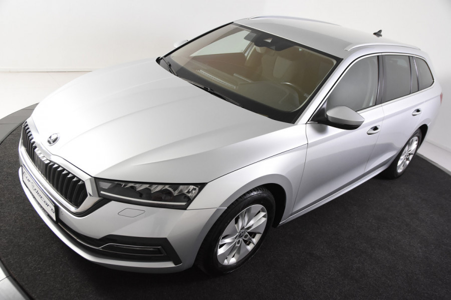 Škoda Octavia Combi 1.0 e-TSI Ambition DSG *1ste eigenaar*Navigatie*Stoelverwarming*Trekhaak*