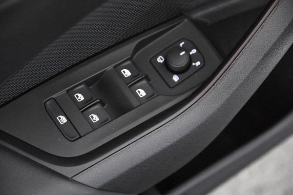 Škoda Octavia Combi 1.0 e-TSI Ambition DSG *1ste eigenaar*Navigatie*Stoelverwarming*Trekhaak*