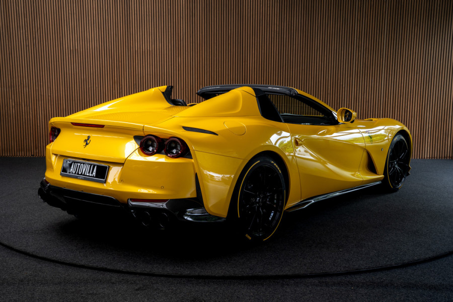 Ferrari 812 GTS 6.5 V12 HELE Full-carbon Lift 360° Full-PPF JBL Passenger display Painted Ferrari Shields Daytona Racing seats