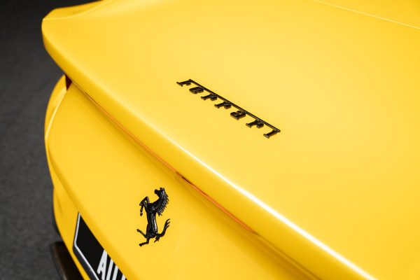 Ferrari 812 GTS 6.5 V12 HELE Full-carbon Lift 360° Full-PPF JBL Passenger display Painted Ferrari Shields Daytona Racing seats