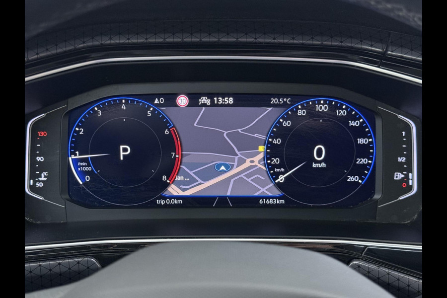 Volkswagen T-Cross 1.0 TSI R-Line AUTOMAAT | CAMERA | FULL LED | KEYLESS START & GO | ADAPTIEVE CRUISE CONTROL | DIGITAL DASHBOARD | DODEHOEKDETECTIE | DIRECT LEVERBAAR MET 12 MND BOVAG GARANTIE |