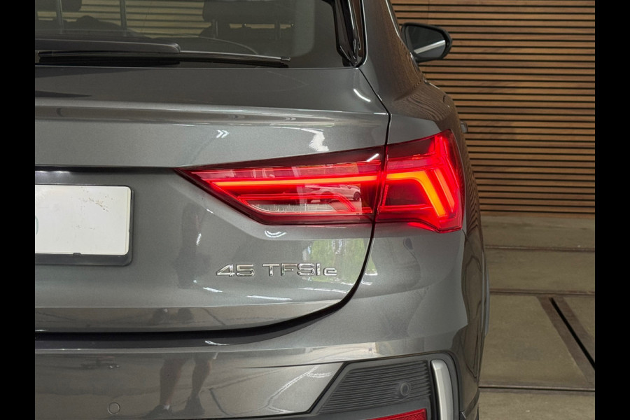 Audi Q3 Sportback 45 TFSI e S Edition | VOL!| 2x S-line Binnen/buiten | LED | Audi Sound Plus | MMI Plus | APS Plus | 20inch |