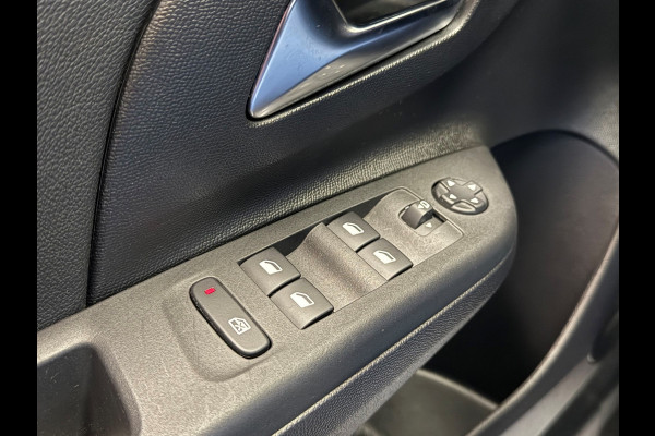 Opel Corsa 1.2 Turbo GS ECC-NAVI by CARPLAY-LMV-CAMERA-PDC-SPORT INT