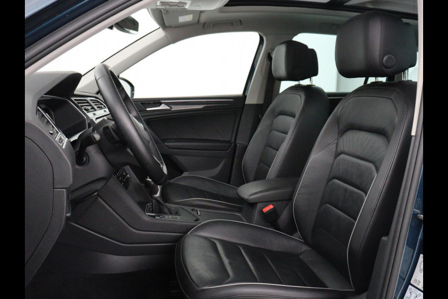 Volkswagen Tiguan 1.4 TSI eHybrid Elegance Exclusive | SOH 88% | Panoramadak | Leder | Stoelverwarming | 360 Camera | Virtual Cockpit | Adaptive cruise | Carplay | Sfeerverlichting | Navigatie | Matrix LED | PHEV | Plug In