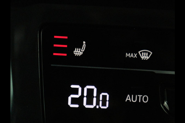 Volkswagen Tiguan 1.4 TSI eHybrid Elegance Exclusive | SOH 88% | Panoramadak | Leder | Stoelverwarming | 360 Camera | Virtual Cockpit | Adaptive cruise | Carplay | Sfeerverlichting | Navigatie | Matrix LED | PHEV | Plug In
