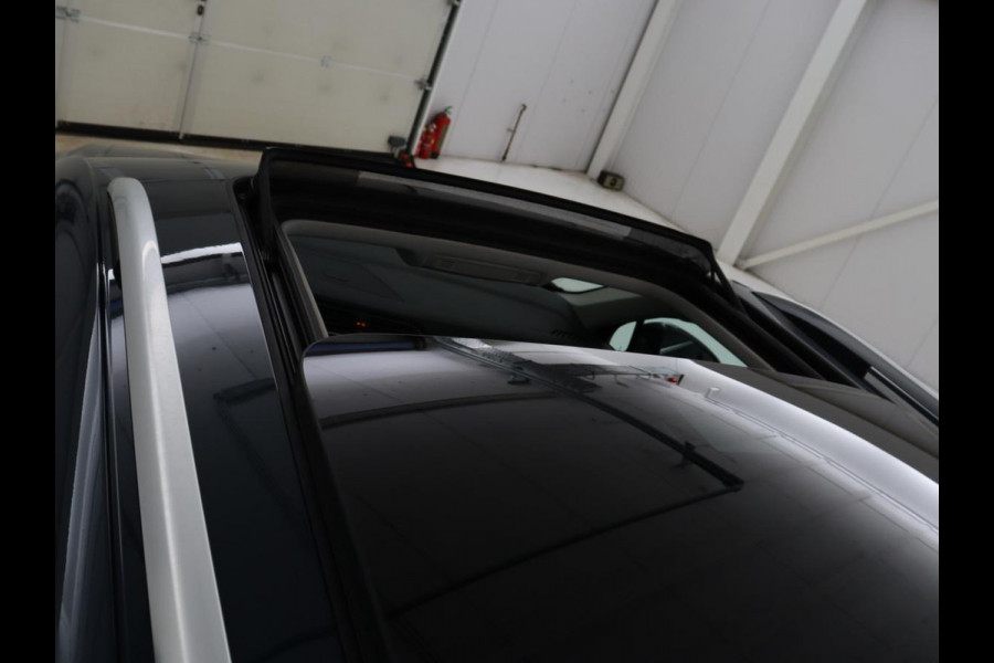 Volkswagen Tiguan 1.4 TSI eHybrid Elegance Exclusive | SOH 88% | Panoramadak | Leder | Stoelverwarming | 360 Camera | Virtual Cockpit | Adaptive cruise | Carplay | Sfeerverlichting | Navigatie | Matrix LED | PHEV | Plug In