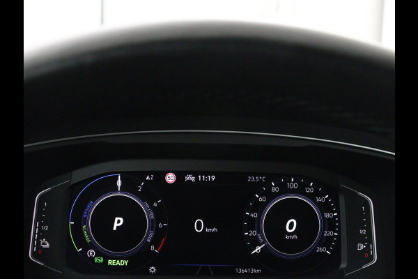 Volkswagen Tiguan 1.4 TSI eHybrid Elegance Exclusive | SOH 88% | Panoramadak | Leder | Stoelverwarming | 360 Camera | Virtual Cockpit | Adaptive cruise | Carplay | Sfeerverlichting | Navigatie | Matrix LED | PHEV | Plug In