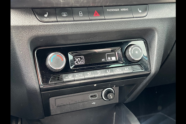Škoda Fabia Combi BWJ 2021 | 1.0TSI 96PK Sport Business AUTOMAAT | SPORTSTOELEN | CLIMA | NAVI | PDC 2X | CRUISE | CARPLAY | PRIVACY GLASS |
