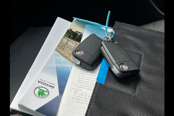 Škoda Fabia Combi BWJ 2021 | 1.0TSI 96PK Sport Business AUTOMAAT | SPORTSTOELEN | CLIMA | NAVI | PDC 2X | CRUISE | CARPLAY | PRIVACY GLASS |