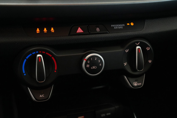 Kia Rio 1.0 T-GDi MHEV DynamicLine Cruise Cont. Lane assist Carplay Achteruitrijcamera NAP! 100PK