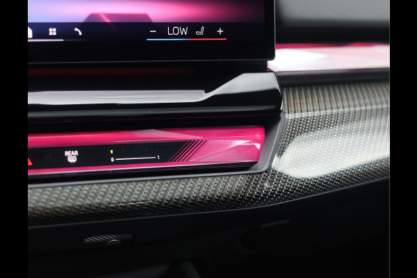 BMW 5 Serie Touring 550e xDrive | M Performance - Trekhaak - Bowers & Wilkins