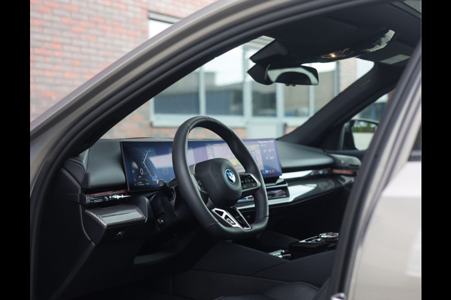 BMW 5 Serie Touring 550e xDrive | M Performance - Trekhaak - Bowers & Wilkins
