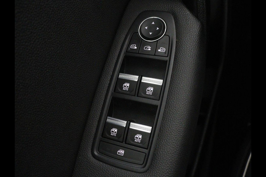 Renault Captur 1.0 TCe 90 Intens | Trekhaak | Carplay | Navigatie | Half leder | Keyless | Climate control | Parkeerhulp | Cruise control | Bluetooth | DAB | Getint glas
