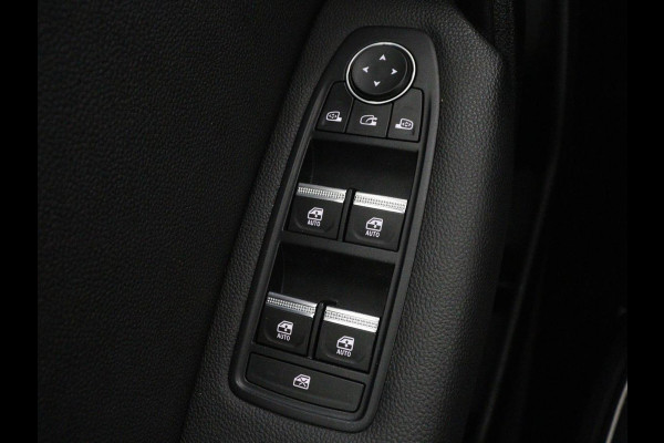 Renault Captur 1.0 TCe 90 Intens | Trekhaak | Carplay | Navigatie | Half leder | Keyless | Climate control | Parkeerhulp | Cruise control | Bluetooth | DAB | Getint glas
