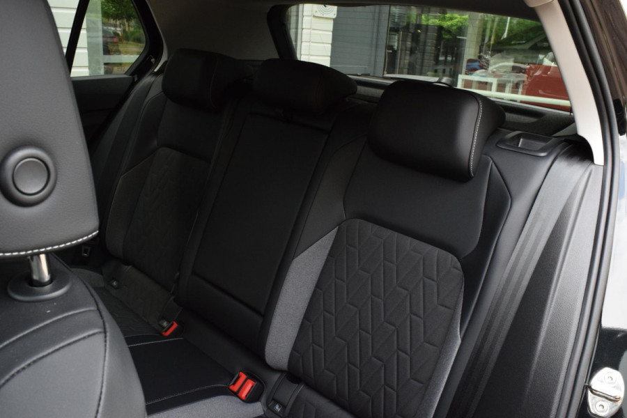 Volkswagen Golf 1.5 eTSI Goal|ACC|Sfeer|Carplay|Stuur+stoelvw.