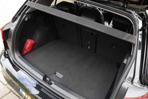 Volkswagen Golf 1.5 eTSI Goal|ACC|Sfeer|Carplay|Stuur+stoelvw.