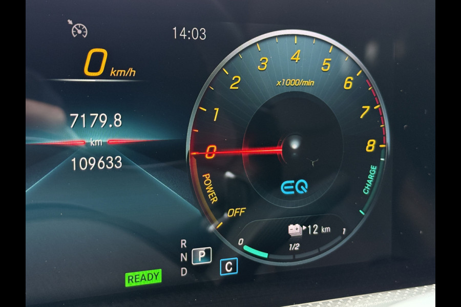Mercedes-Benz A-Klasse 250 e Premium AMG | Panoramadak | Sfeerverlichting | Camera