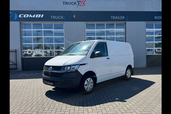 Volkswagen Transporter 2.0 TDI L1H1 28 > Trekhaak/P. sensoren v+a/Carplay
