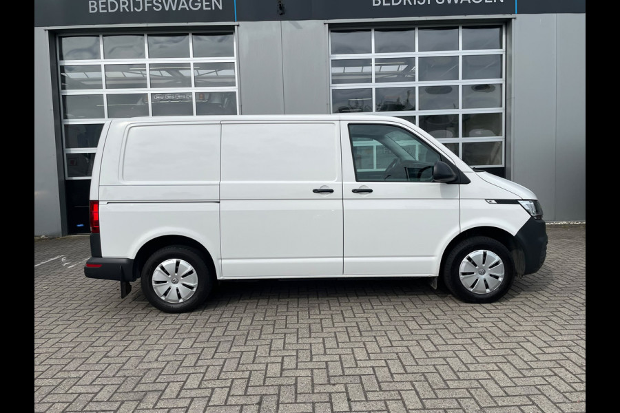 Volkswagen Transporter 2.0 TDI L1H1 28 > Trekhaak/P. sensoren v+a/Carplay